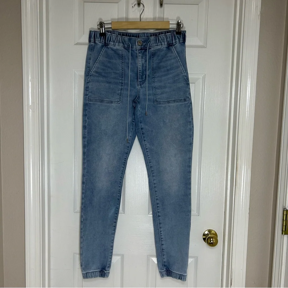 American Eagle Cozy Next‎ Level Stretch Cotton Blend Medium Wash 10 Long